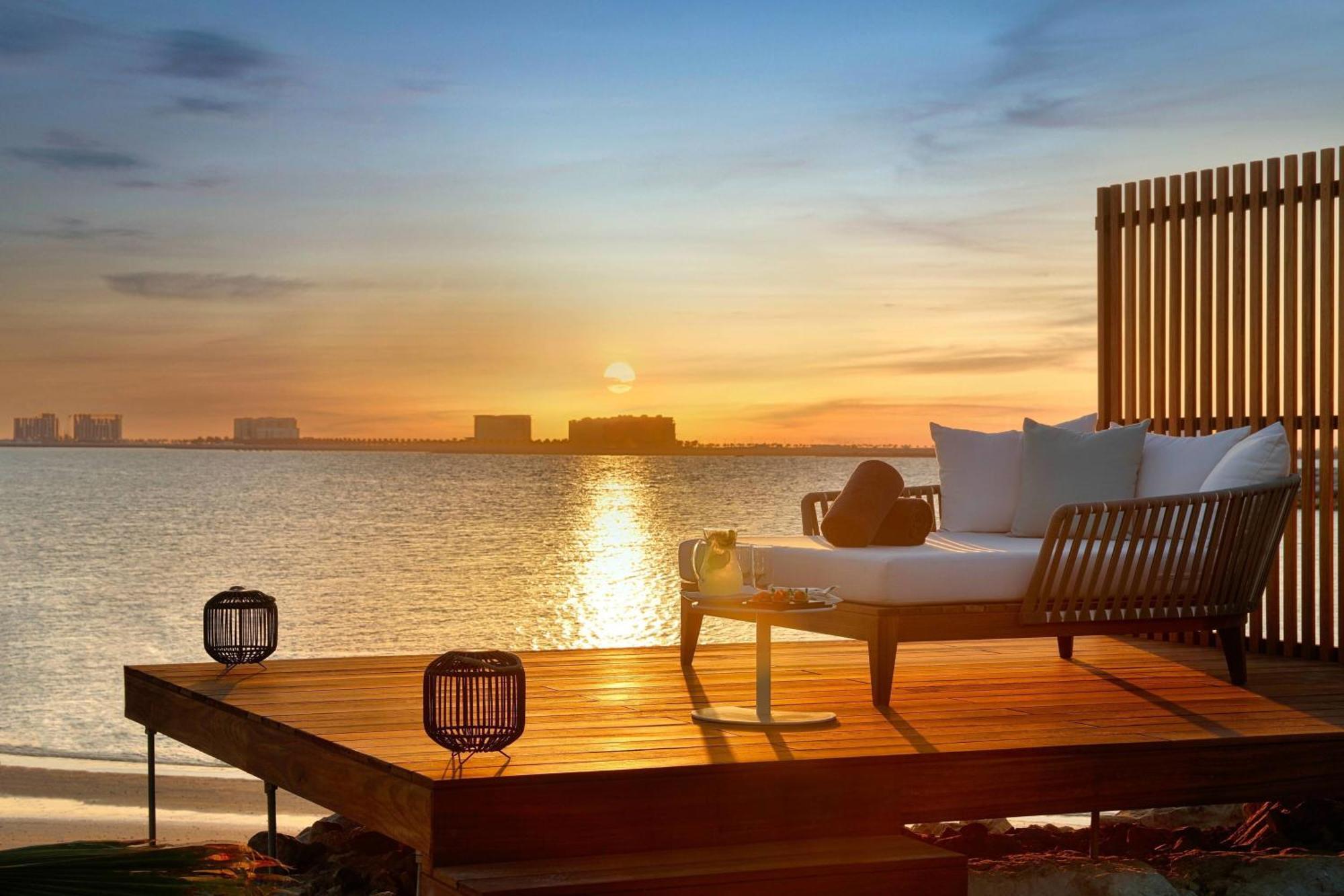 The Ritz-Carlton Ras Al Khaimah, Al Hamra Beach Hotel ภายนอก รูปภาพ